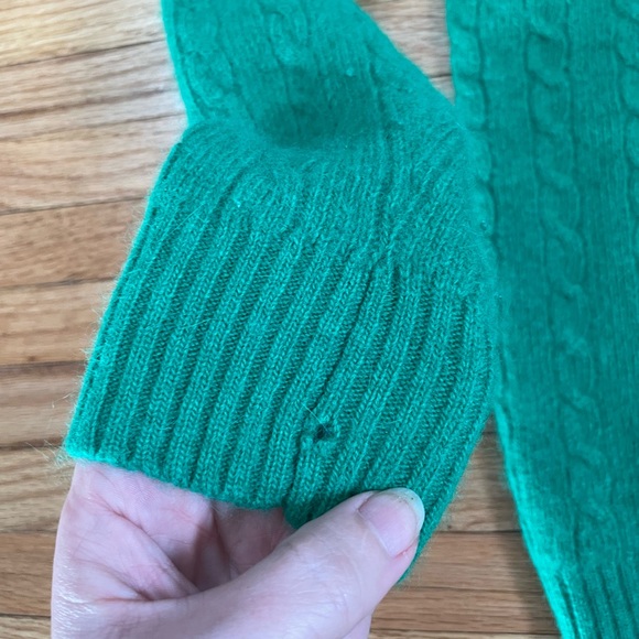 Summit Hill - Green Sweater - Picture 7 of 11